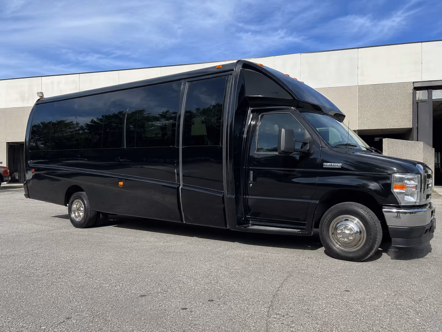 minibus rentals for small group winery tastings near brownsville texas
