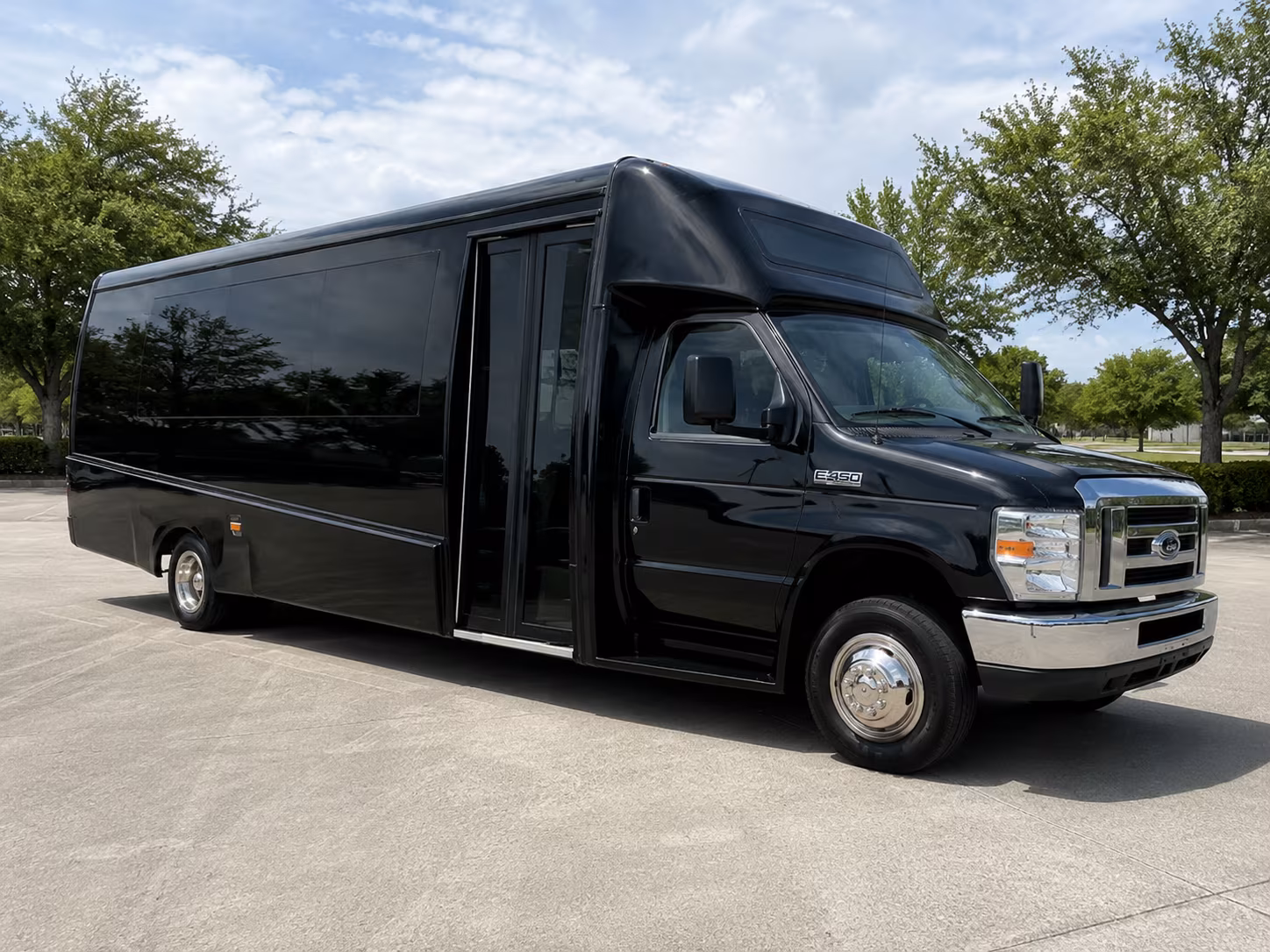 reserve transportation for your next wedding 1